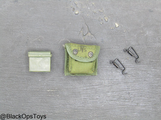 Vietnam Era OD Green Multipurpose Pouch w/Alice Clips