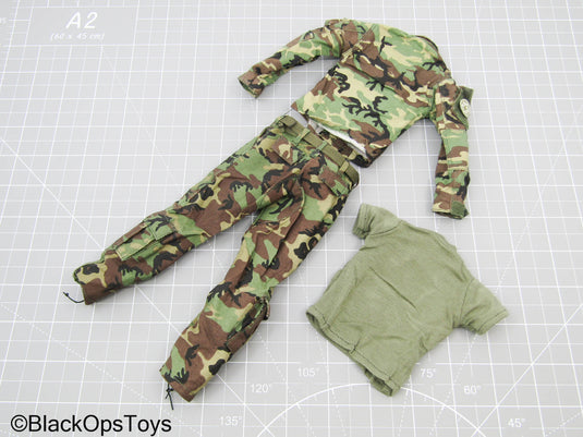 Woodland Camo Uniform w/OD Green Undershirt (Soldier Story)