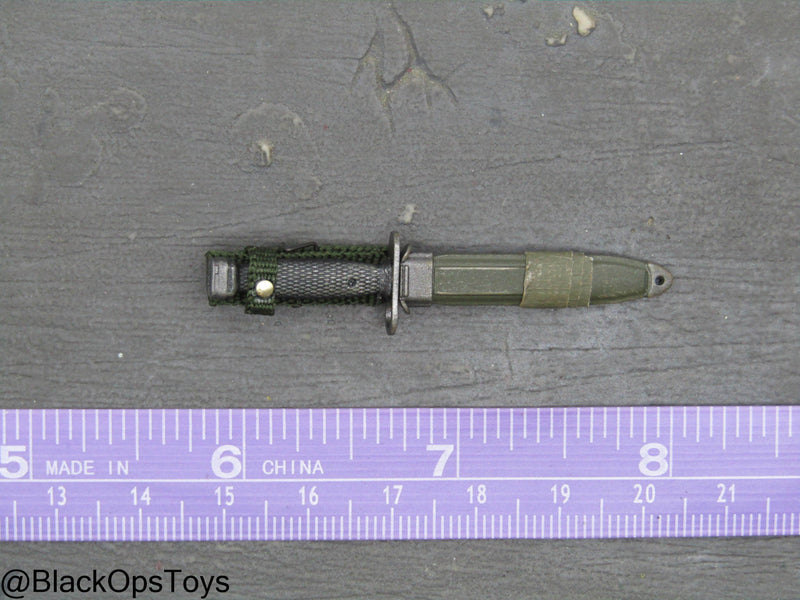 Load image into Gallery viewer, Vietnam Era Bayonet w/Sheath
