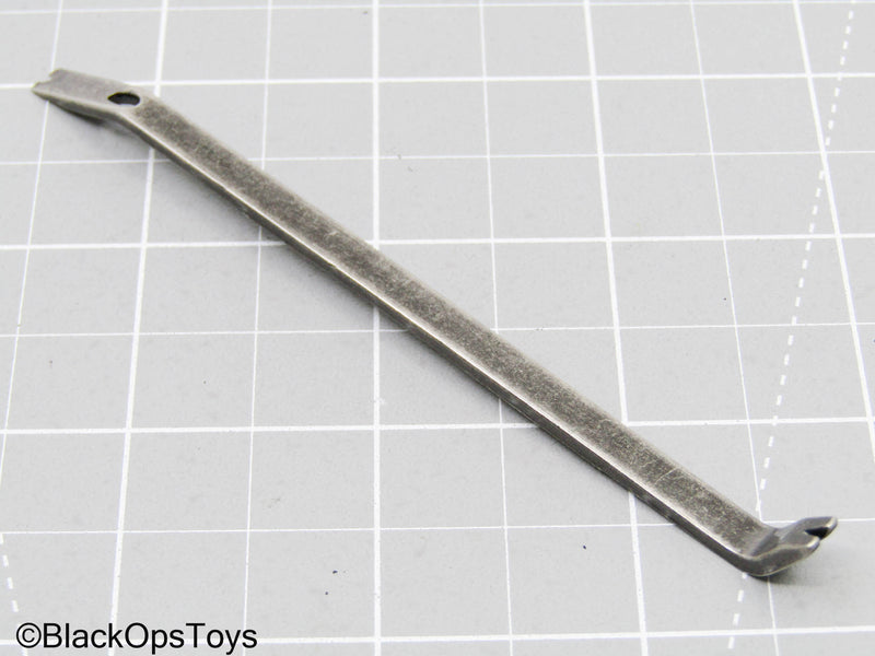 Load image into Gallery viewer, Metal Crowbar (Hot Toys)
