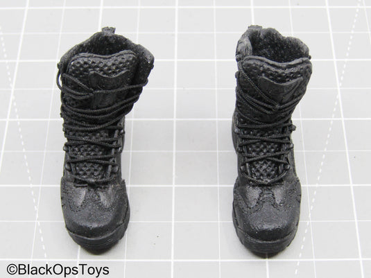 Black Combat Boots (Foot Type)