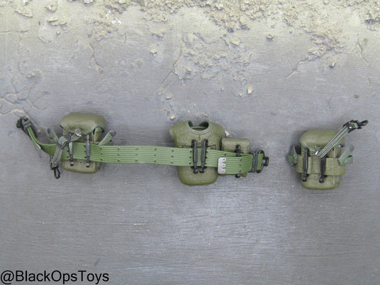 Vietnam Era OD Green Rivet Belt w/Molded Pouch Set