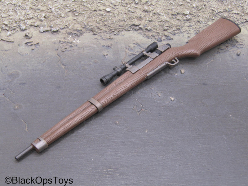 Load image into Gallery viewer, Hot Toys Resident Evil - Bolt Action Rifle w/Scope
