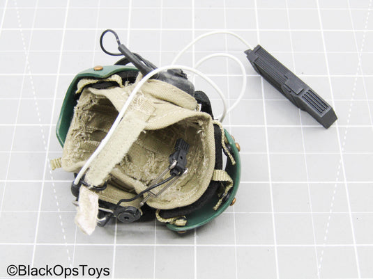 Green & Tan Helmet w/Black Radio & Headset (Hot Toys)