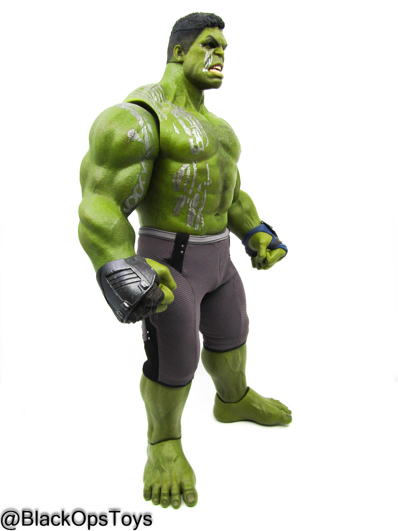 Load image into Gallery viewer, Thor: Ragnarok - Custom Gladiator Hulk w/Extra Head
