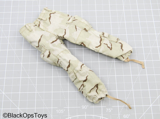 Tri-Color Desert Camo Large Waist Cargo Pants (Hot Toys)
