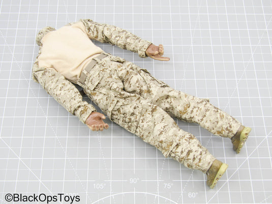 Bam 1/6 Male Dressed Body w/Tan Gloved Hands & Combat Boots