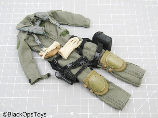 Bam 1/6 OD Green Bodysuit w/Tan Gloves, Black Belt, Drop Leg Holster, Pouch & Knee Pads