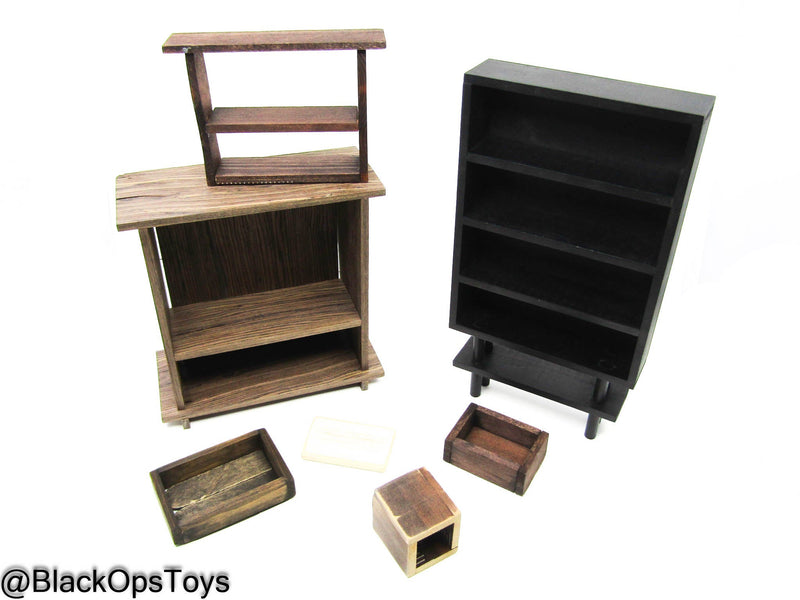 Load image into Gallery viewer, Indiana Jones - Wood Shelving Set
