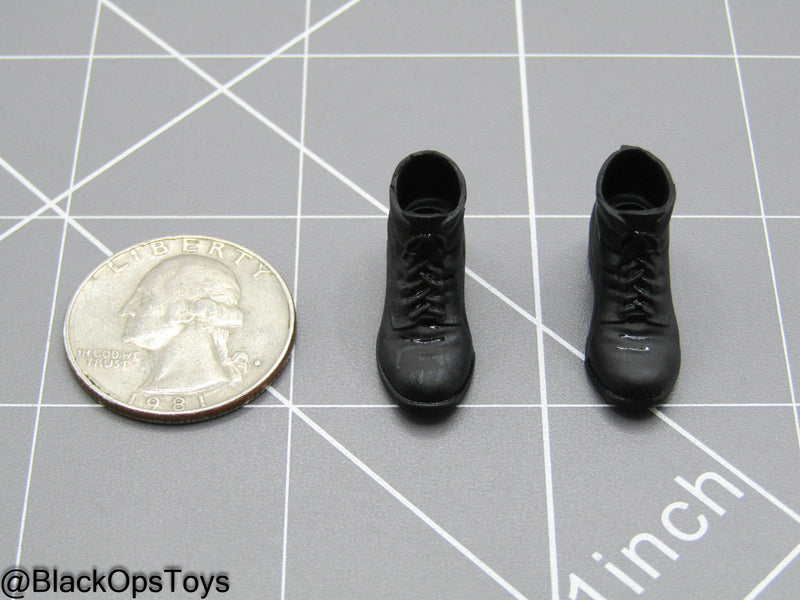 Load image into Gallery viewer, 1/12 Scale - Top Gun - Pete Mitchell - Black Boots (Peg Type)
