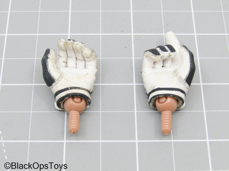 Load image into Gallery viewer, Black &amp; White Gloved Hands w/Pegs
