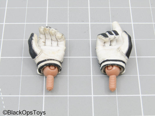 Black & White Gloved Hands w/Pegs
