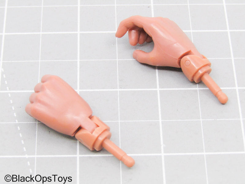 Load image into Gallery viewer, Pair Of Hands w/Pegs (Dragon)
