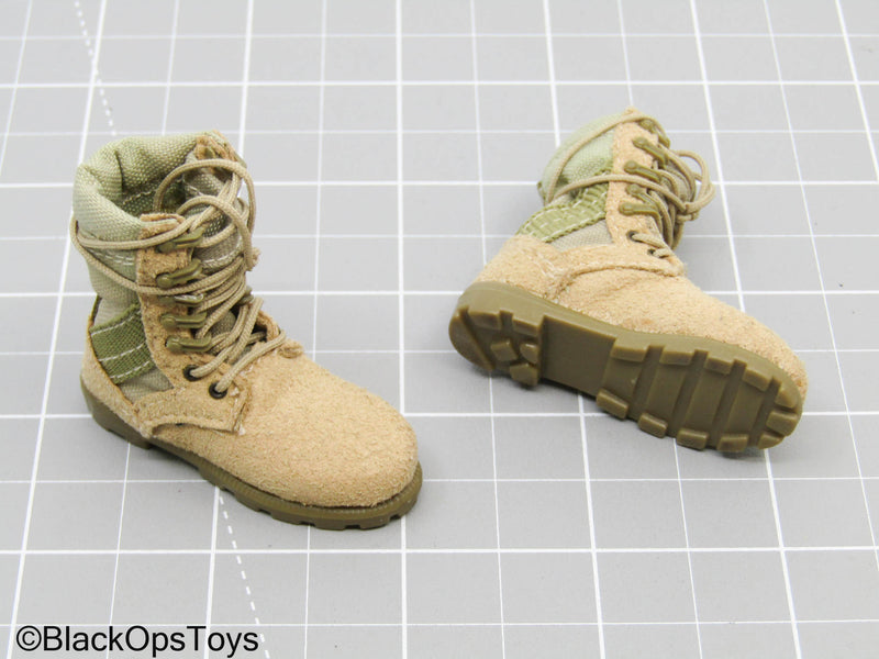 Load image into Gallery viewer, Tan Combat Boots (Foot Type)
