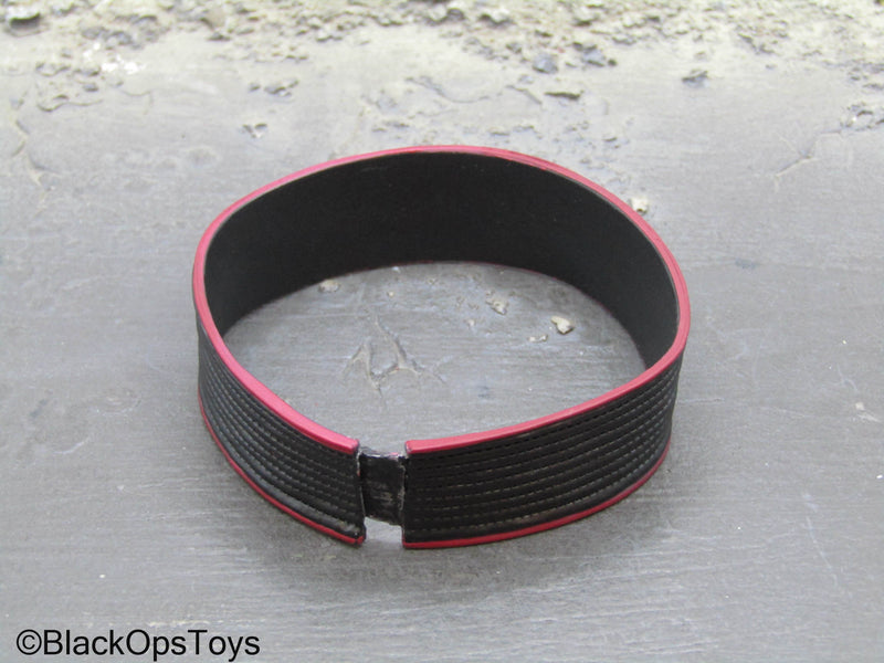 Load image into Gallery viewer, Star Wars Moff Gideon - Black &amp; Red Belt
