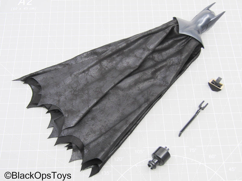 Load image into Gallery viewer, Batman Forever - Black Cape w/Headsculpt &amp; Bat Sonar Lenses
