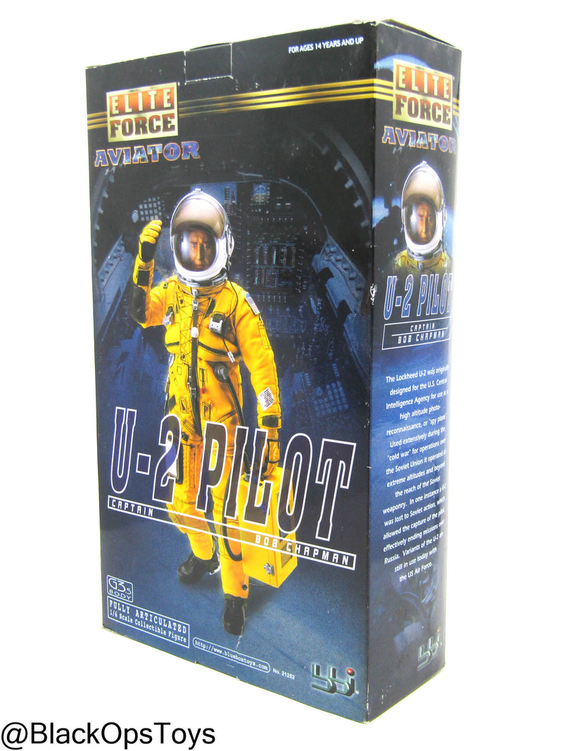 Load image into Gallery viewer, Elite Force - Aviator U-2 Pilot Captain Bob Chapman - MINT IN OPEN BOX
