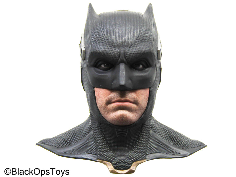 Load image into Gallery viewer, Batman Tactical Batsuit - Headsculpt w/Goggles, Eye &amp; Face Plates
