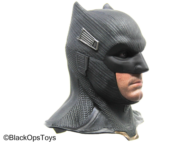Load image into Gallery viewer, Batman Tactical Batsuit - Headsculpt w/Goggles, Eye &amp; Face Plates
