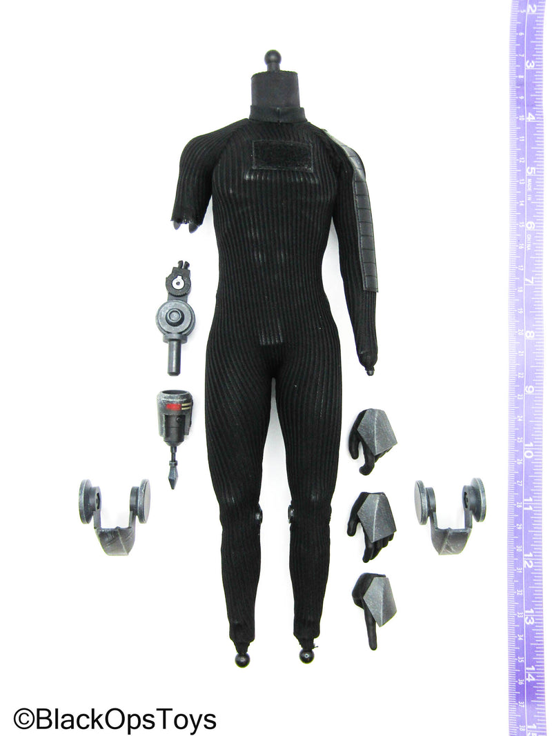 Load image into Gallery viewer, Star Wars TBB Echo - Male Base Cyborg Body w/Knee Armor
