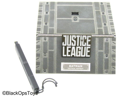 Batman Tactical Batsuit - Figure Stand