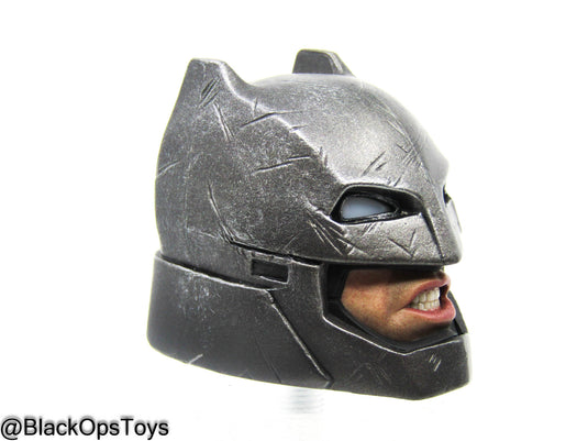 Armored Batman - Light Up Helmeted Headsculpt (READ DESC)