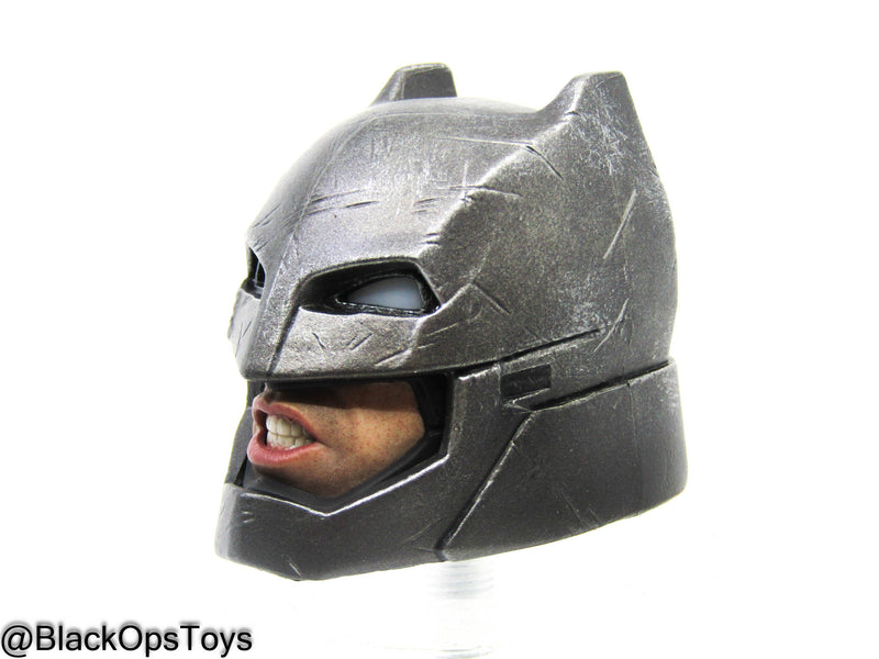 Load image into Gallery viewer, Armored Batman - Light Up Helmeted Headsculpt (READ DESC)
