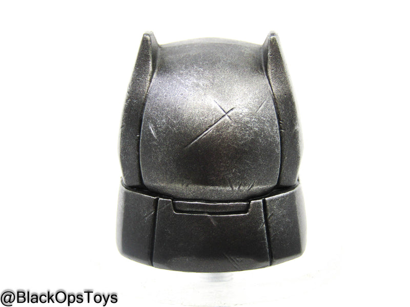 Load image into Gallery viewer, Armored Batman - Light Up Helmeted Headsculpt (READ DESC)
