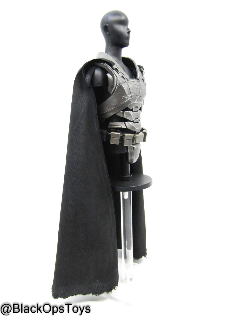 Load image into Gallery viewer, Armored Batman - Chest Armor w/Cape &amp; Utility Belt
