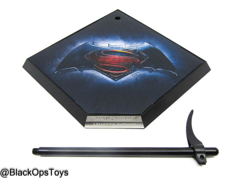 Load image into Gallery viewer, Armored Batman BC Ver. - Base Figure Stand

