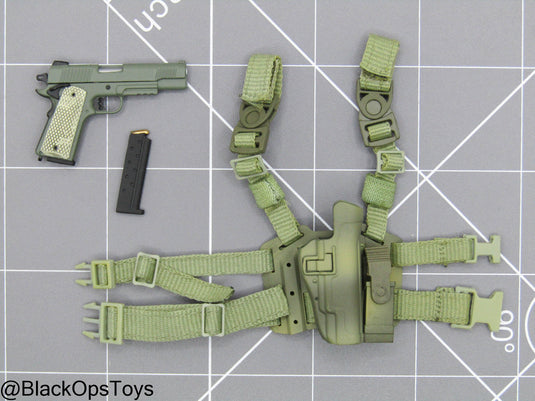 GI JOE - Lt. Falcon - 1911 Pistol w/Drop Leg Holster