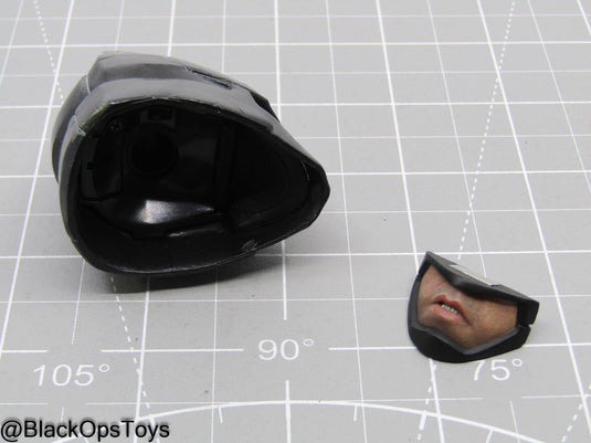 Armored Batman BC Ver. - Light Up Helmeted Headsculpt