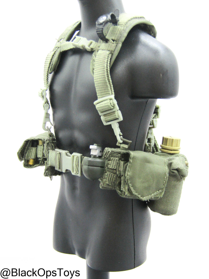 Load image into Gallery viewer, GI JOE - Lt. Falcon - Battle Belt w/Harness, Radio, &amp; Shotgun Shells
