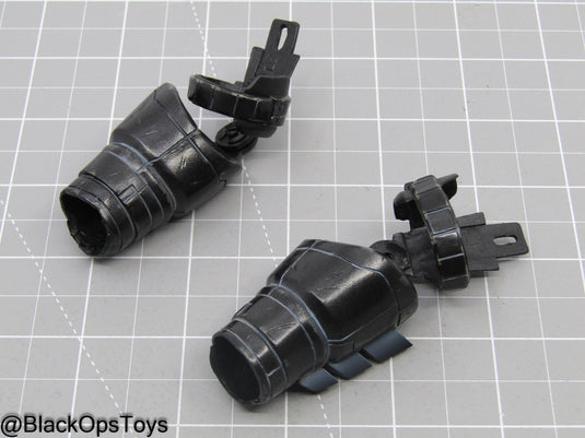 Armored Batman BC Ver. - Armored Gauntlets