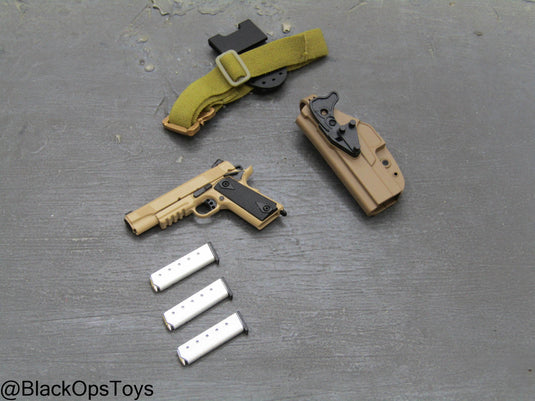 PMC - Weapon Specialist - 1911 Pistol w/Holster