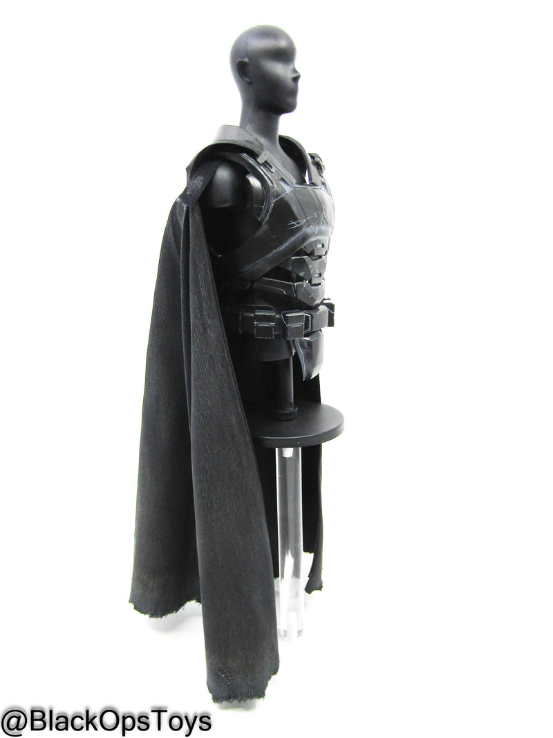 Load image into Gallery viewer, Armored Batman BC Ver. - Chest Armor w/Cape &amp; Utility Belt

