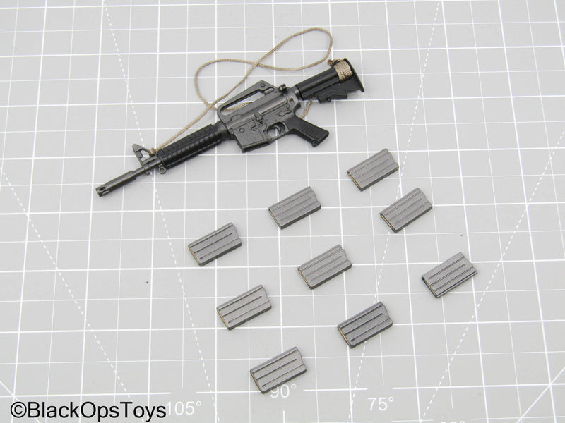 Load image into Gallery viewer, Vietnam 1970 - USMC - XM177E1 Carbine w/Para Cord Sling &amp; Mag Set
