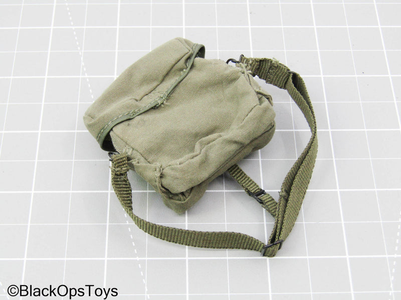 Load image into Gallery viewer, Vietnam 1970 - USMC - OD Green Medical Pouch

