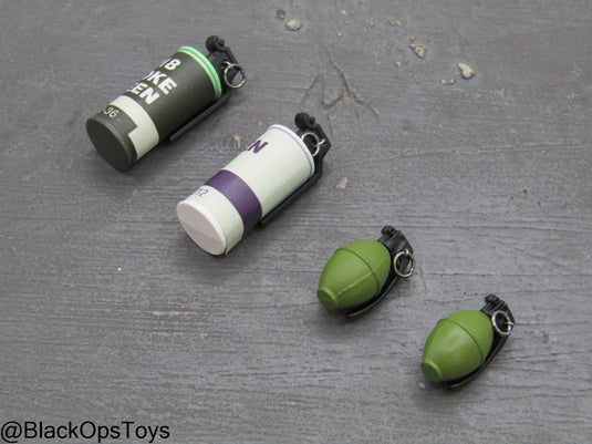 Vietnam War - Hospital Corpsman - Metal Grenade Set
