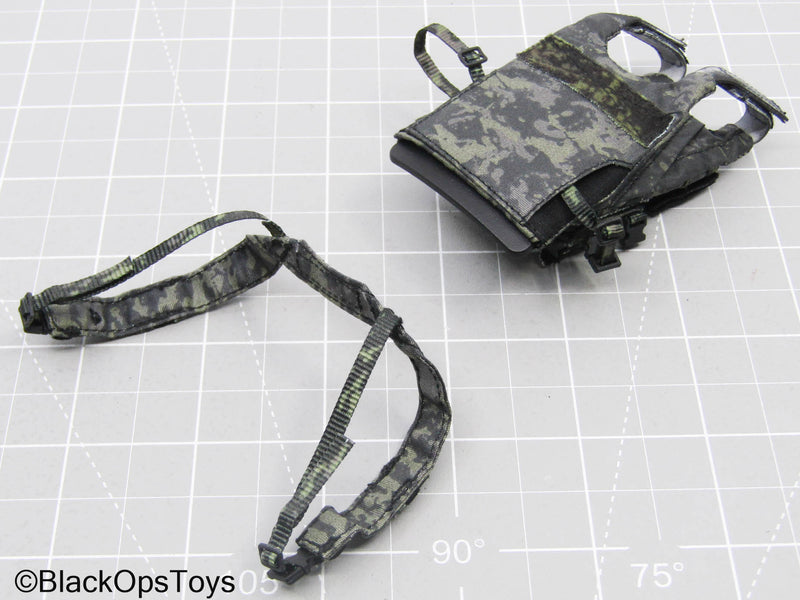 Load image into Gallery viewer, Multicam Black Camo Slick Plate Carrier w/Hanger Pouch
