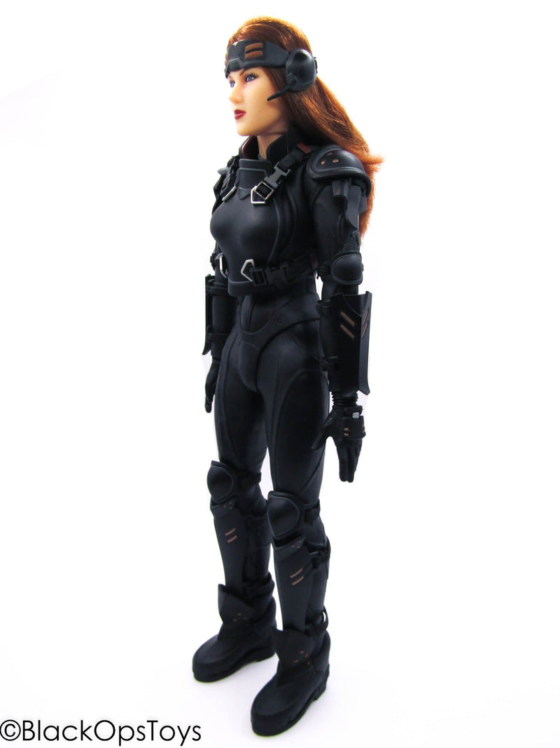 Load image into Gallery viewer, Appleseed - Female Dressed Body Set w/Brunette Head Sculpt
