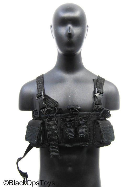 Female Black Chest Rig