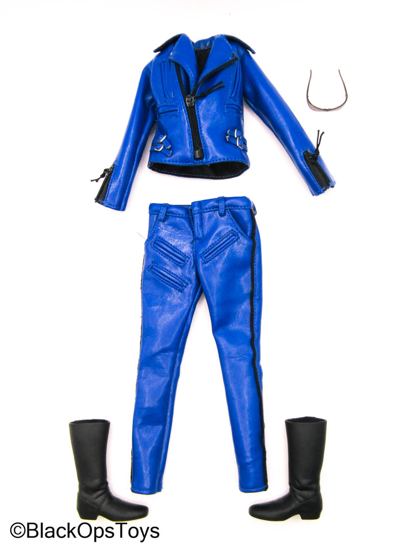 Load image into Gallery viewer, Female Blue Leather Racing Suit w/Black Boots (Foot Type)
