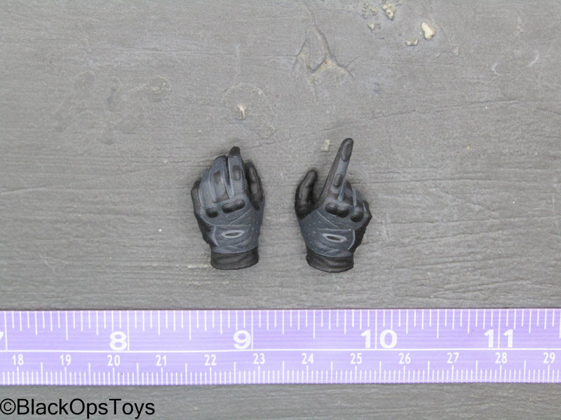 Load image into Gallery viewer, SMU Tier 1 Delta Force CST - Female Black Gloved Hand Set

