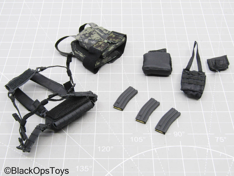 Load image into Gallery viewer, Multicam Black Slick Plate Carrier w/Chest Rig, Mag &amp; Pouch Set
