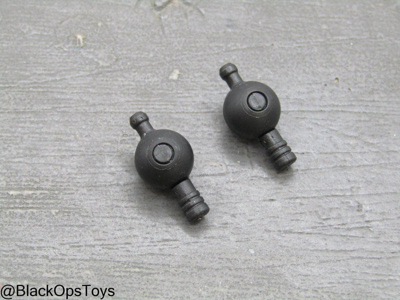 Load image into Gallery viewer, Batman Arkham Origins - Black Male Hand Pegs
