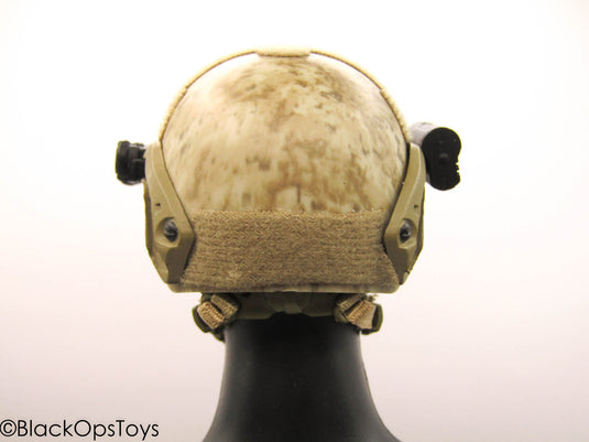 Digital Desert Camo Helmet w/NVG