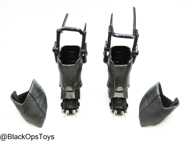 Load image into Gallery viewer, Batman Arkham Origins - Large Armored Boots (Peg Type) w/Leg Armor
