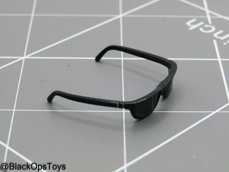 Load image into Gallery viewer, Terminator 2 Judgment Day - Black Sunglasses
