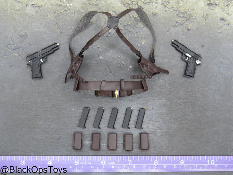 Load image into Gallery viewer, GI JOE - Joe Colton - 1911 Pistols &amp; Dual Shoulder Holster

